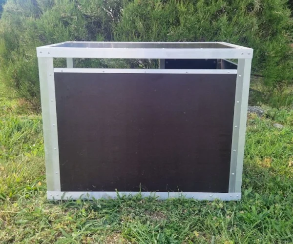 Szendvicspanel Kutyaszállító box